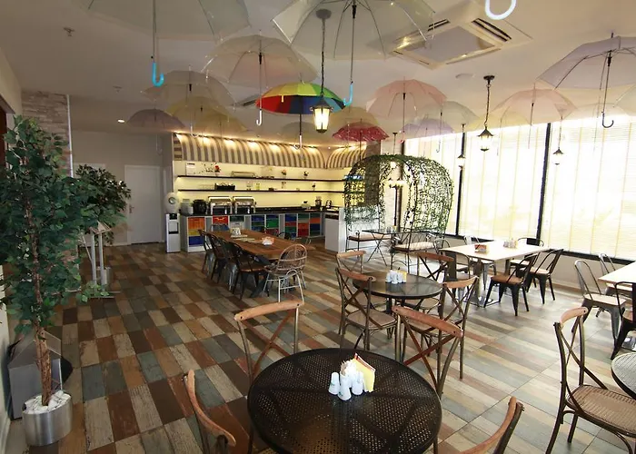 מלון Tempo Fair 3*